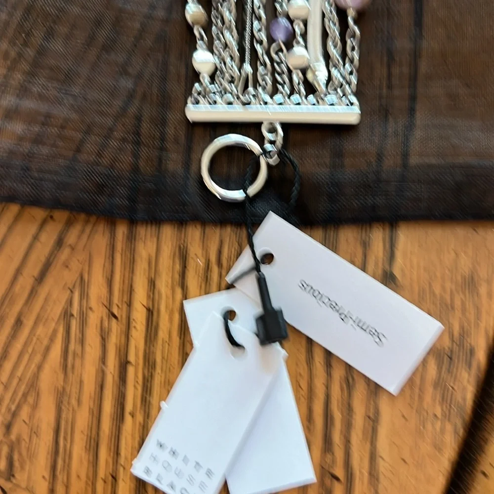 🌺🌼NWT semiprecious BOHO &SylishWHBM silverPlatedBracelet.Toggle closure.Modern
